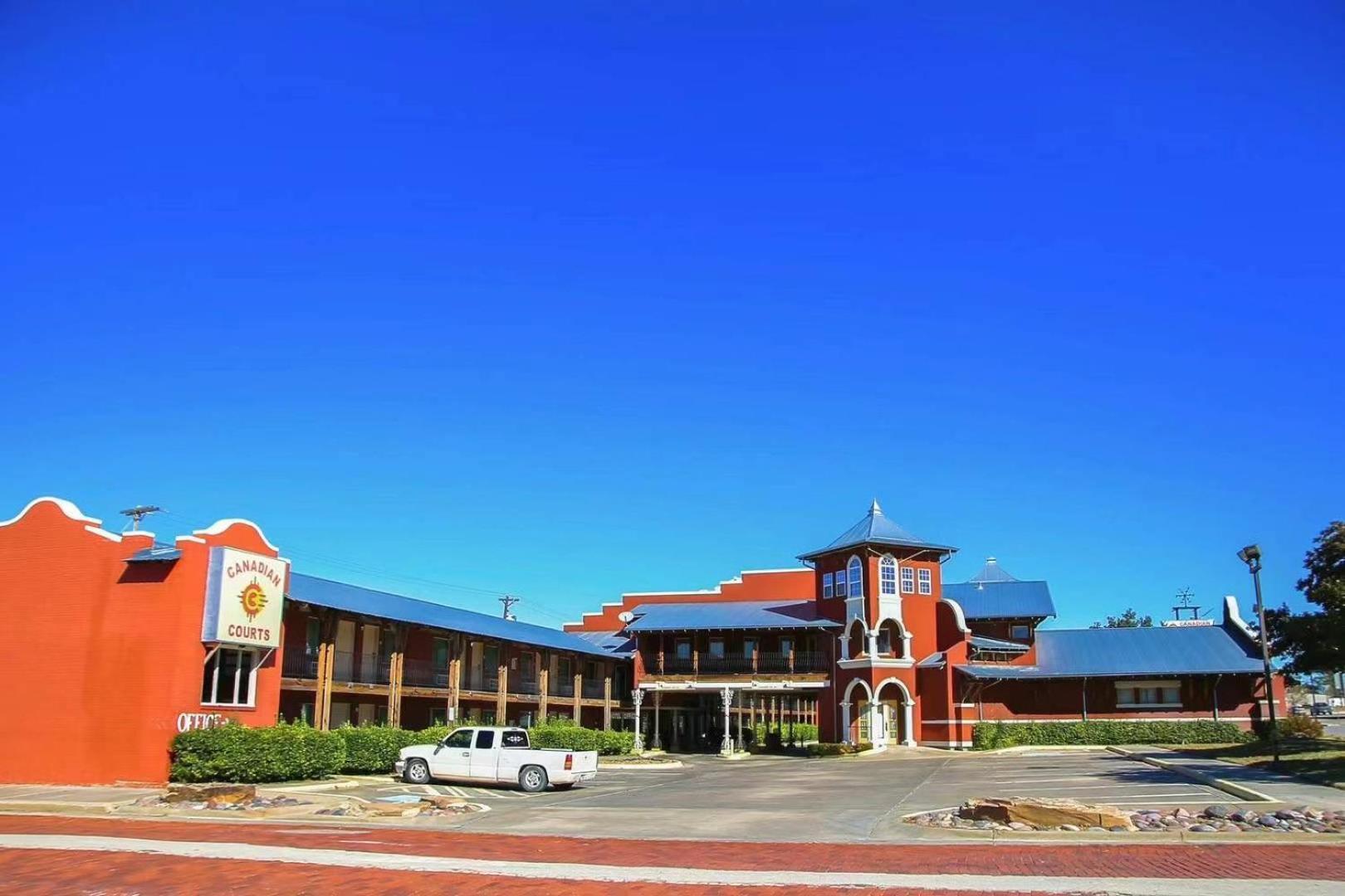 Bo Hotel Canadian Courts Bagian luar foto